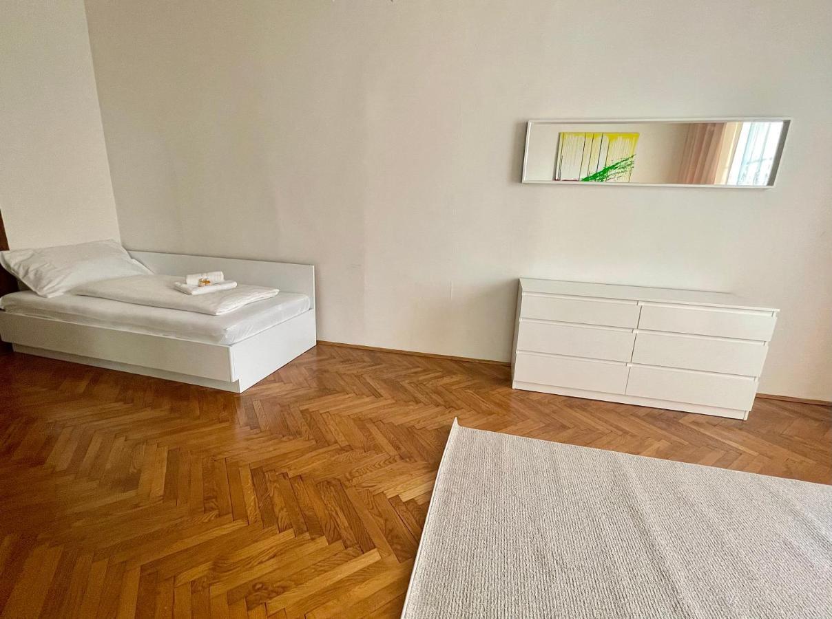 Apartment Zum Schlossberg - Top 1 Self Check-In غراتس المظهر الخارجي الصورة